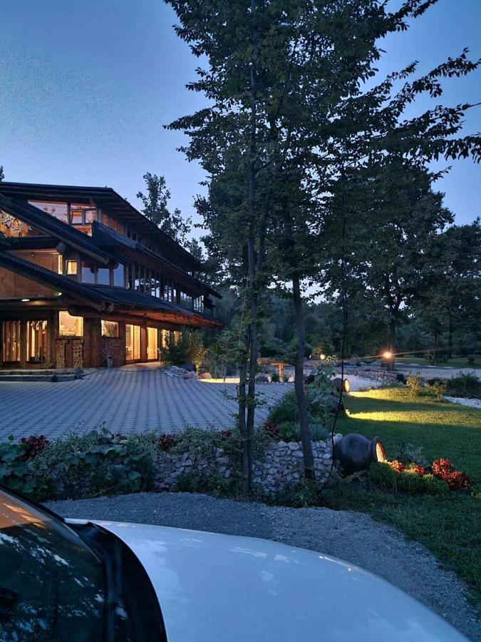 Guest House Mala Prica Zivinice Eksteriør bilde