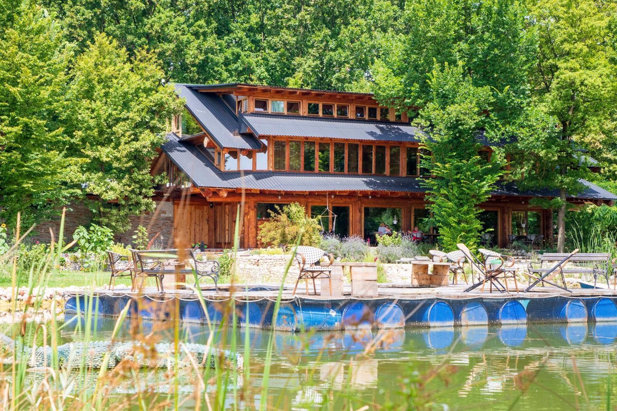 Guest House Mala Prica Zivinice Eksteriør bilde