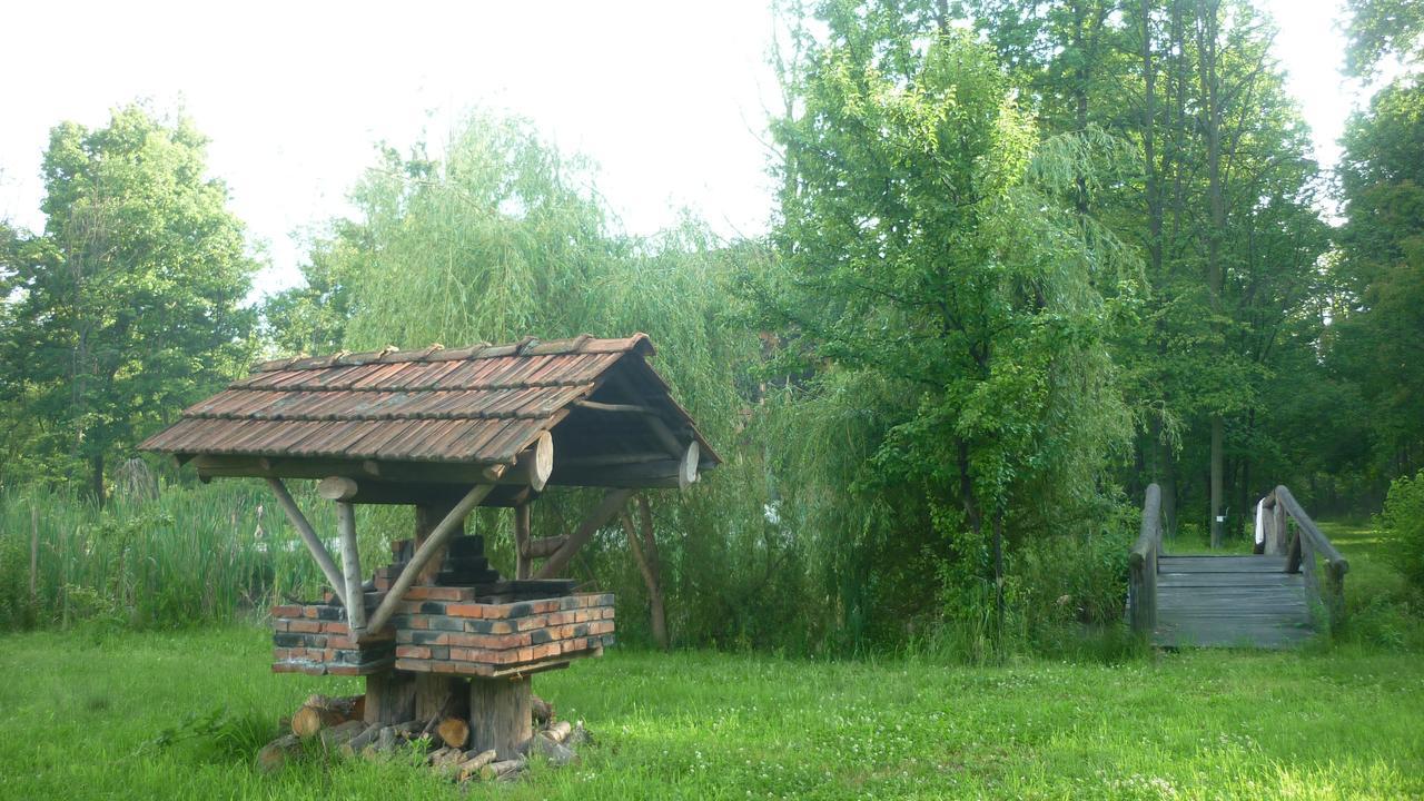 Guest House Mala Prica Zivinice Eksteriør bilde